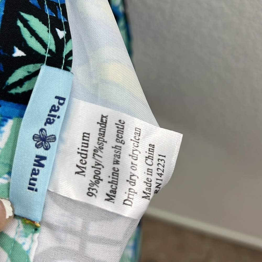 Rip Skirt Hawaii NWT Pacific Tapa Print Quick-Dry Wrap Skirt size Medium - Picture 5 of 9